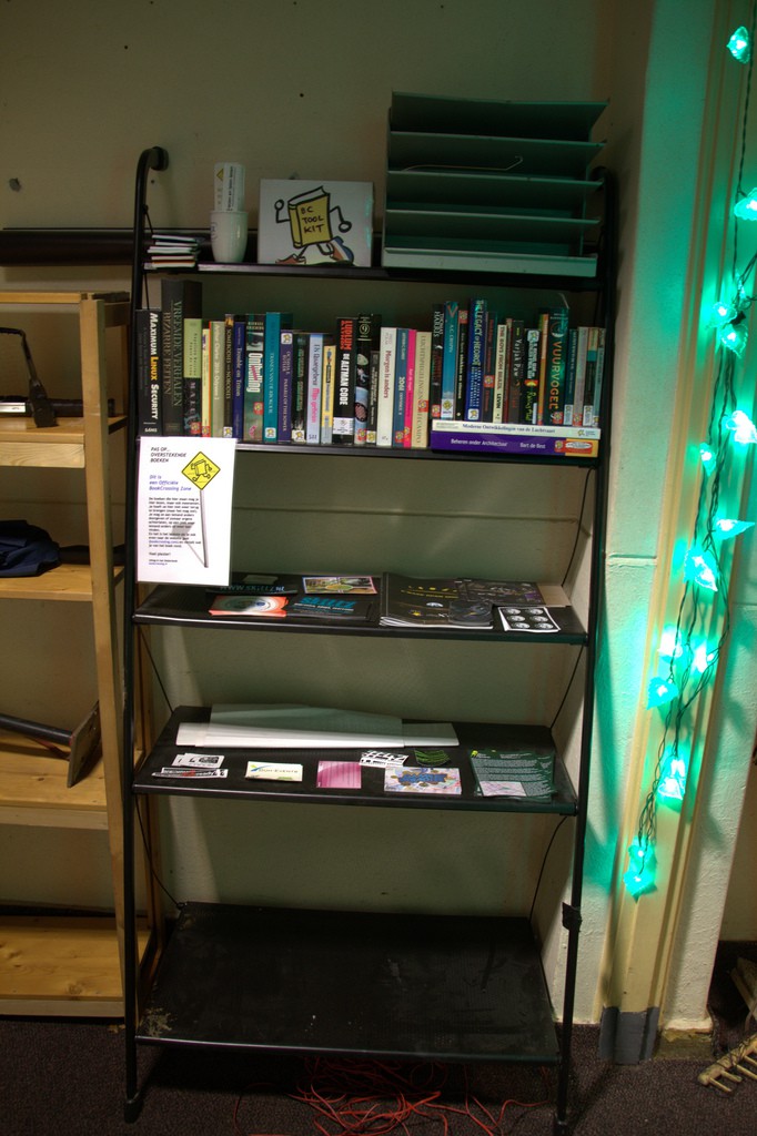 En BookCrossing-bokhylla.